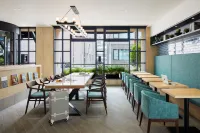 the b ochanomizu - breakfast