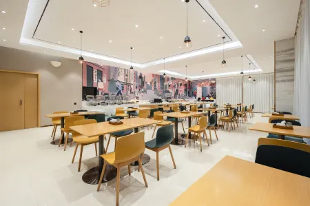 City Comfort Inn (Hechi Chengxi Avenue) Отели рядом со станцией Jinchengjiang Raliway Station