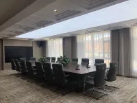 Xunhua Yonghong International Hotel