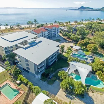 Beaches on Lammermoor Apartments