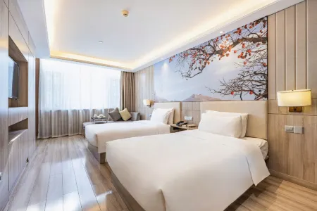 Fanhua Hotel (Taiyuan Liuxiang Zhonglou Street Store) Отели рядом с достопримечательностью «Liu Xiang»