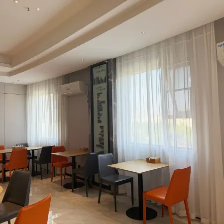 City Comfort Inn Hotel (Xiangyang Yicheng Xiangsha Avenue)