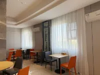 City Comfort Inn Hotel (Xiangyang Yicheng Xiangsha Avenue)