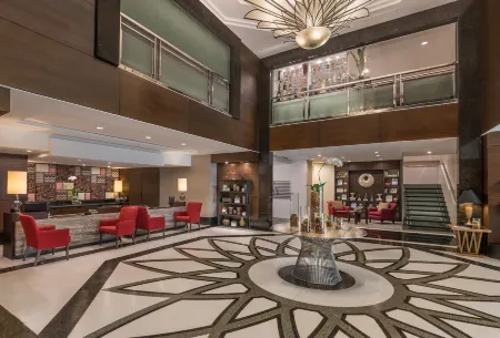 Somerset Millennium Makati Отели рядом с достопримечательностью «Almacenes Curtain Wall»