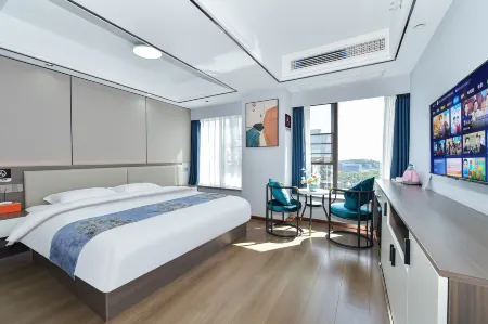 Kaichen Hotel (Bijie High-speed Railway Station) Отели в г. Бицзе