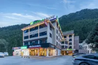 ฮอลิเดย์ อินน์ เอ็กซ์เพรส จิ่วไจ้โกว บาย IHG โรงแรมใน