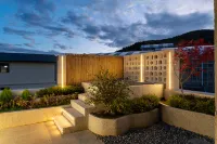 S | Jinyuan Private Soup · Rich Oxygen Smart Hotel (Shangri La Dukezong Ancient City Branch) โรงแรมใน