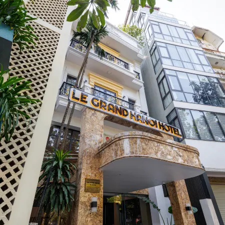 Collection O Le Grand Hanoi hotel – The Central Park Отели рядом с достопримечательностью «Центральный Цирк»