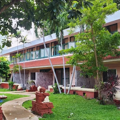  ริเวียร่า รีสอร์ท พัทยา โรงแรมใกล้สราญชล คอนโดมิเนียม
