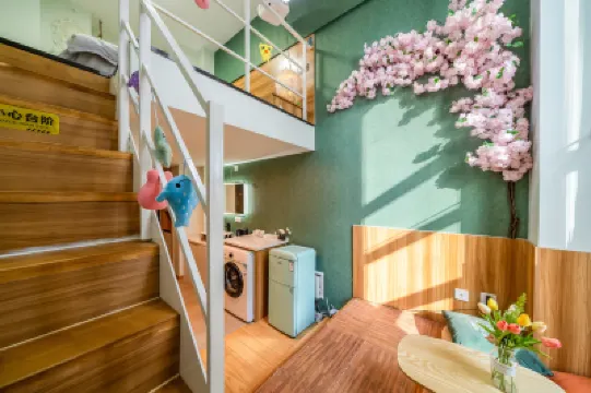 Lakeside Serviced Apartment (Suzhou Railway Station) فنادق في 