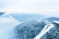 Xueyu Mountain Villa · Private Chalets · Single family townhouse hotel - con vista montagne