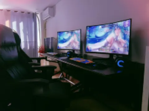 Jingziyou E-sports Homestay (Qingdao Licang Jinshui Road)