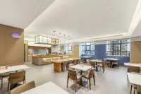 Jiu Long Yi Ping Hotel di Hezhang