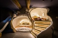 Qifentian Homestay (Chinese Baroque Style Street)