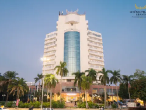 Khách Sạn Mường Thanh Grand Phương Đông Các khách sạn ở Thành phố Vinh