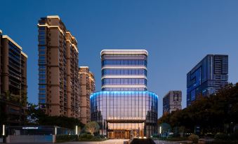 Atour Hotel Wenzhou South Station Yintai Department Store