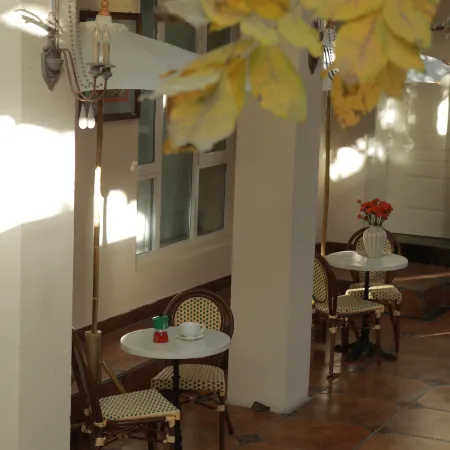 Walnut Tree Boutique Inn Lhasa