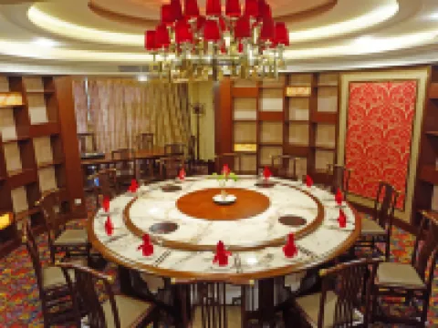 LN Dongfang Hotel Hotele w: Sihui