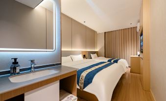 Yunduo Home Express Hotel (Taishan Daizong Street)