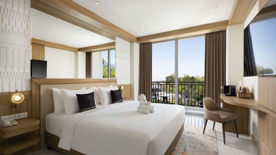 Golden Hill by Golden Tulip