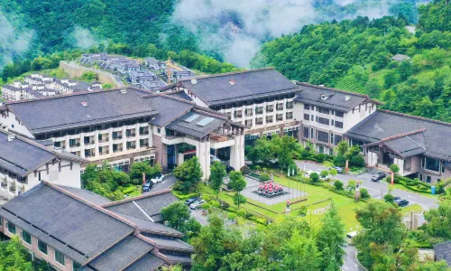 Arcadia International Forest Hotel