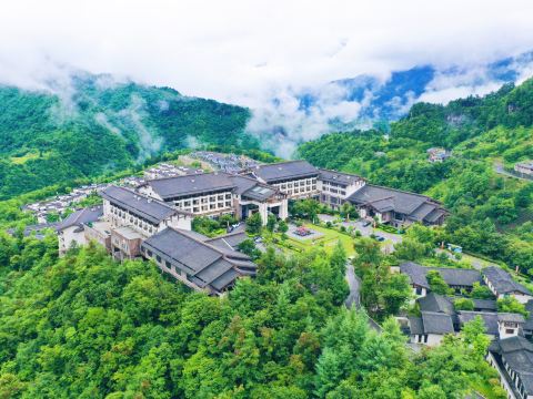 Arcadia International Forest Hotel