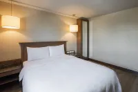 Kindness Hotel (Yuanlin)