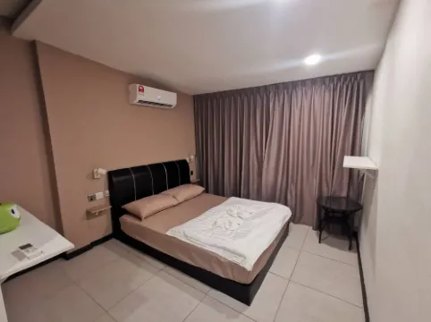 The Nest Hostel Semporna