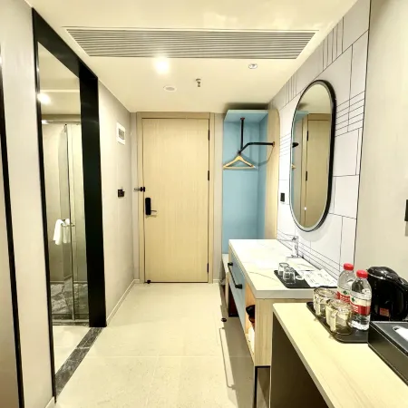 Homeinn Ease Hotel (Suizhou Railway Station Cultural Park)