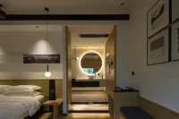 SFEEL Designer Hotel (Dujiangyan Irrigation Project Scenic Spot Branch)