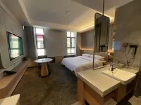 Xia Ta Hot Spring Ecological Hotel