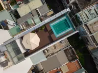 A'dor Hotel & Spa Các khách sạn gần KHĂN GIẤY NHÂN THY