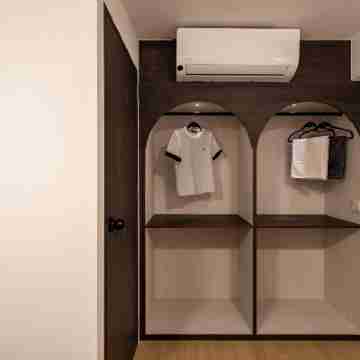 GRID 6pax Modern Nanyang Loft Medini Legoland Rooms