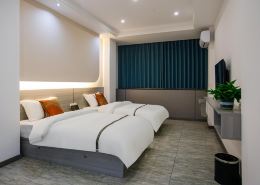 Yunyi Hotel
