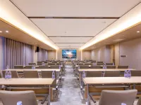 IU Hotel (Lingshou Shijiazhuang Railway Vocational and Technical College Store) Hotels in Lingshou