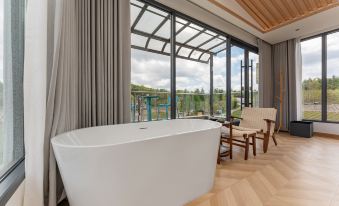 Shanhe · Jiyue Wild Luxury Homestay (Xuan'en Chunmuying)