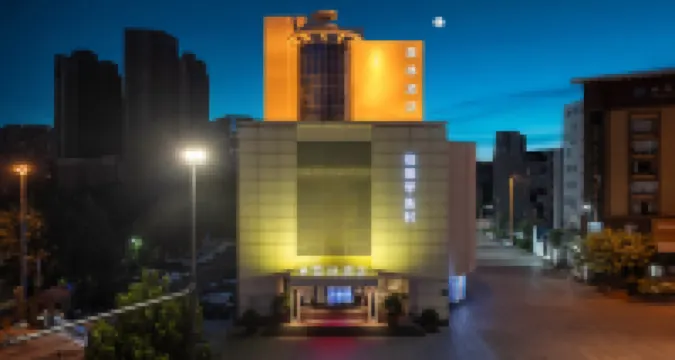 森林酒店（鄭州曼哈頓廣場燕莊地鐵站店） 曼哈頓廣場酒店