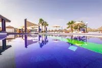 Royal Beach Hotel & Resort - Pools