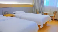 Yiluyue Business Hotel