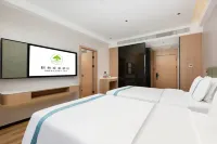 GreenTree Inn Baicheng Hotel - ที่มีที่จอดรถ