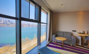 Lijin Hotel (Danjiangkou Dam Branch)