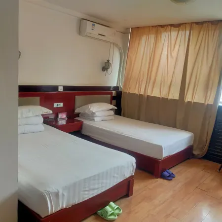 Makit County Jinlong Hotel