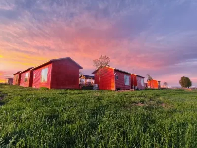 Red house hotel Hotels near Xiata Tourist Attraction