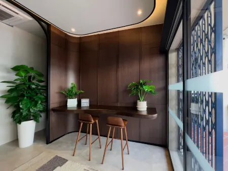 Coliwoo Hotel Kampong Glam - CoLiving (Newly Opened) Отели рядом с достопримечательностью «Amazing Grace Presbyterian Church»