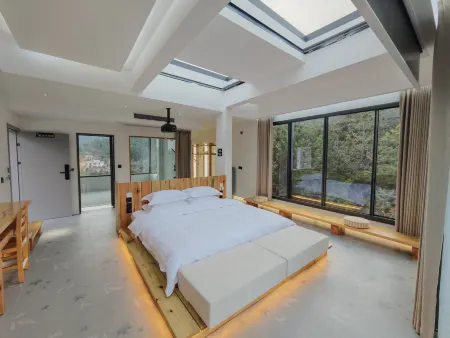 Bamboo Sea Villa Отели рядом с достопримечательностью «Mingtang Mountain»