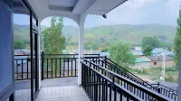Weisale Homestay (Narat Scenic Area Branch)