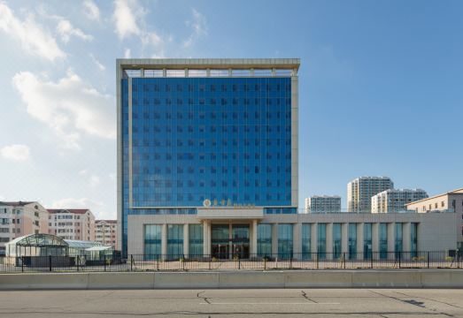 泉中泉国际大酒店外景图