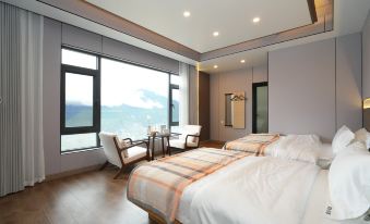 Meiliyue Residential Homestay(Feilaisi Meili Snow Mountain Scenic Area Store)
