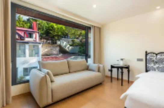 Floral Hotel · Yunwuju hotel