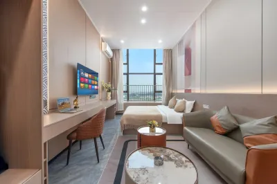 Yatelan Serviced Apartment (Gaoming) Hotels near Linggui Tower